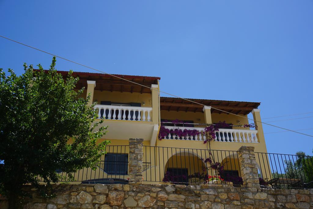 Sirios Apartments Apraos Екстериор снимка