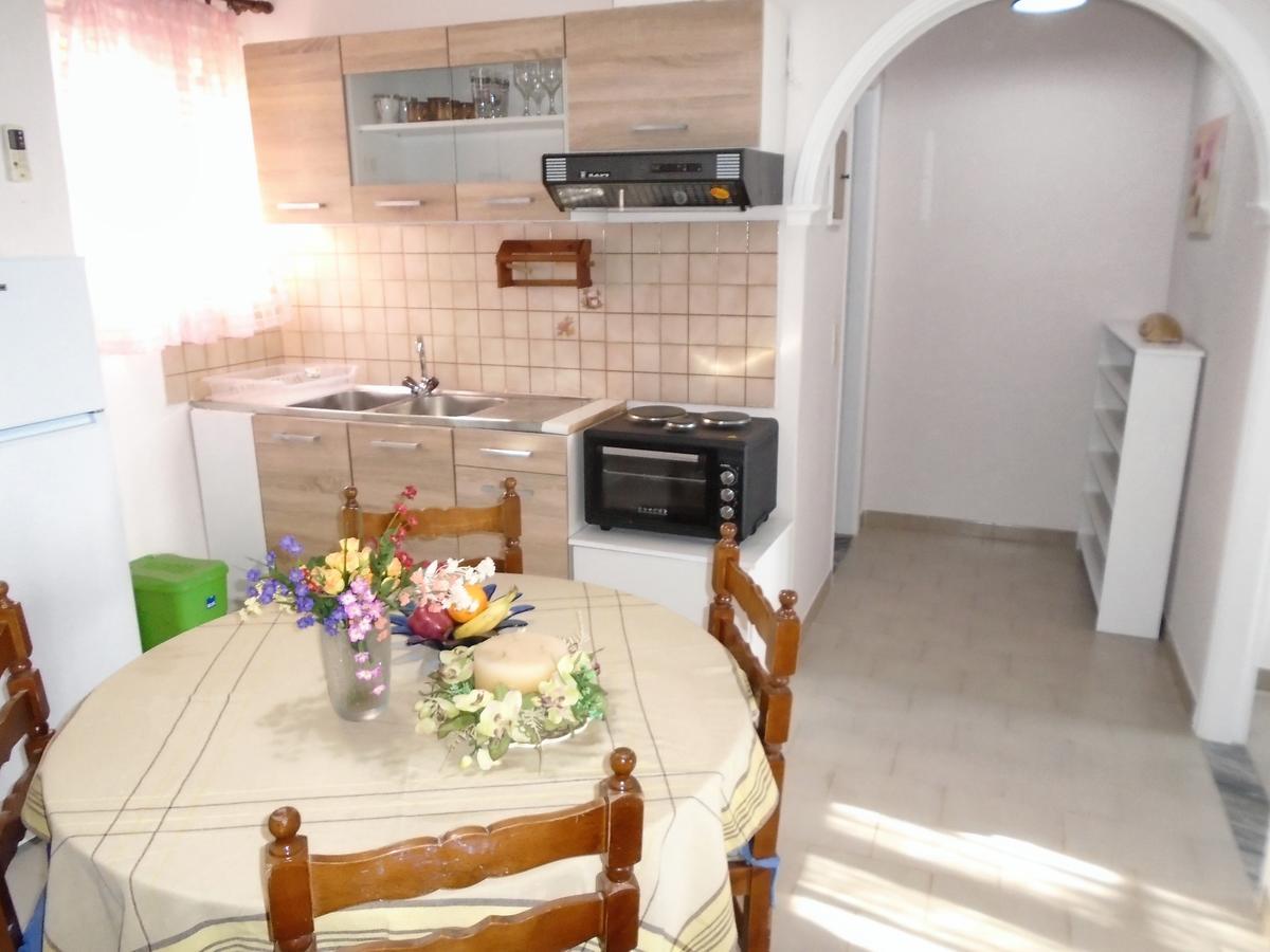Sirios Apartments Apraos Екстериор снимка