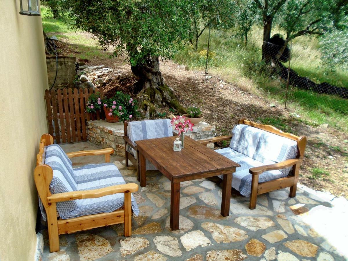 Sirios Apartments Apraos Екстериор снимка